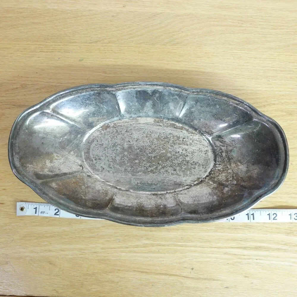 VTG Oval Silverplated Dish Candy Scalloped Etched Alloy Metal Nuts Keys Tabletop